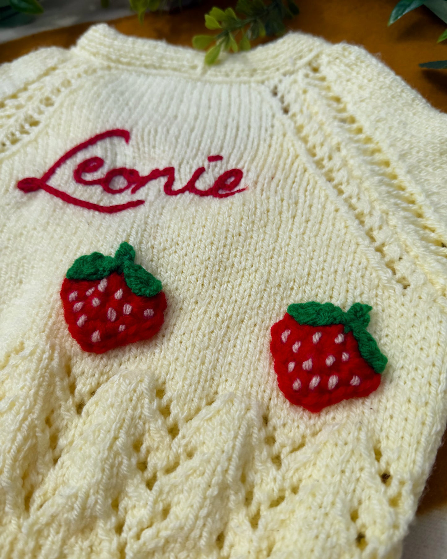 Strawberry cardigan | Hand-knitted | 0-3