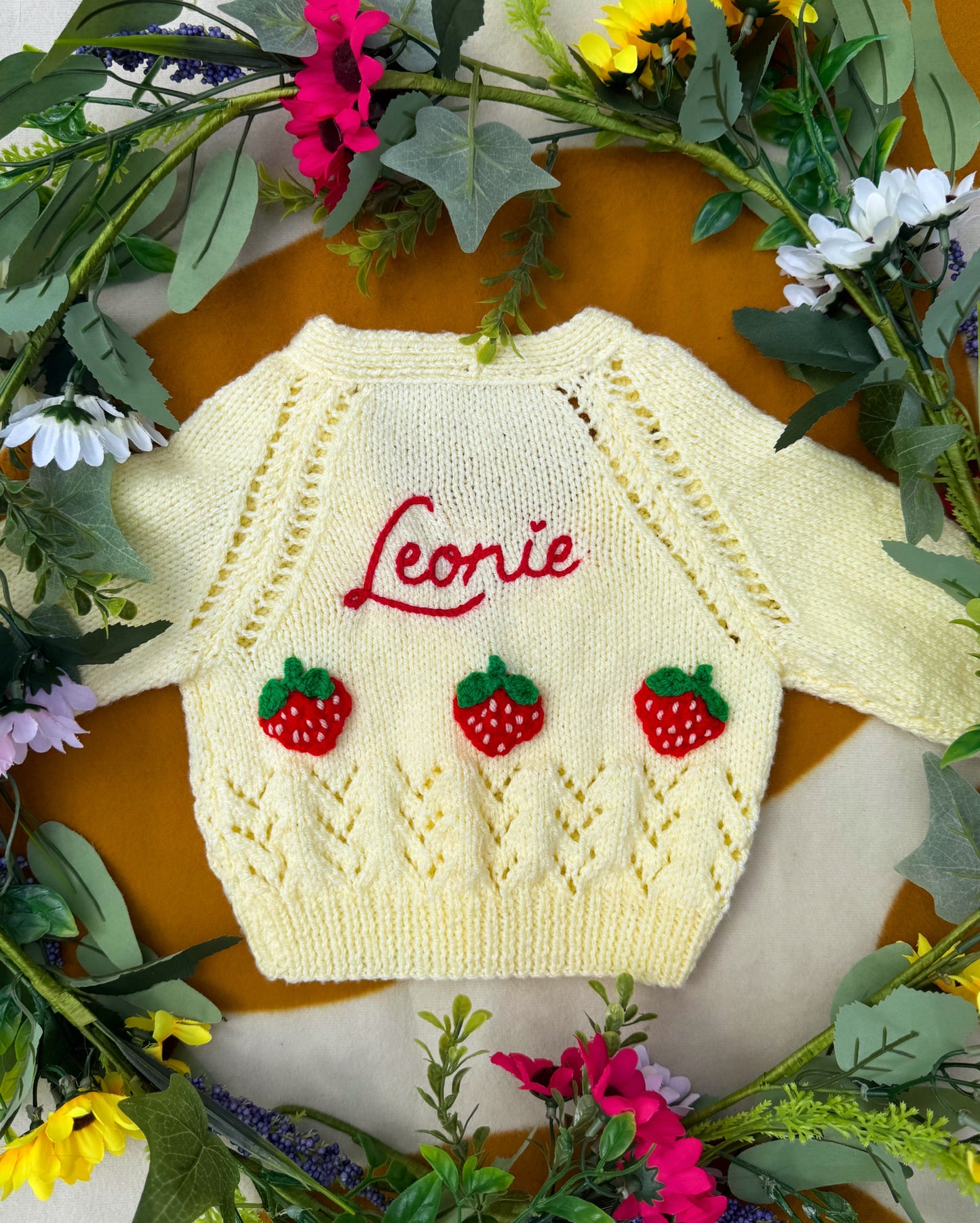 Strawberry cardigan | Hand-knitted | 0-3