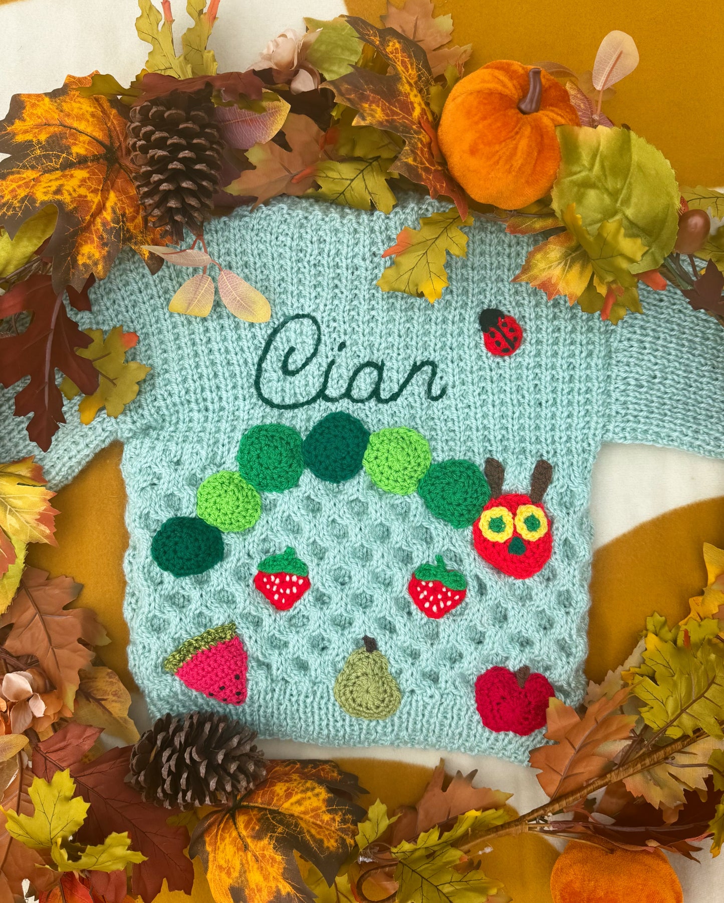 Personalisable caterpillar cardigan 🐛| Hand-knitted | 1-5