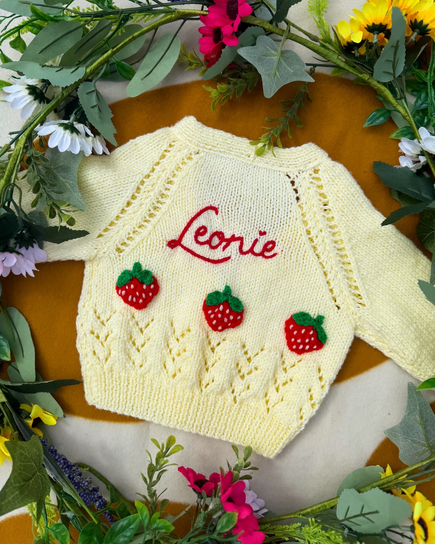 Strawberry cardigan | Hand-knitted | 0-3