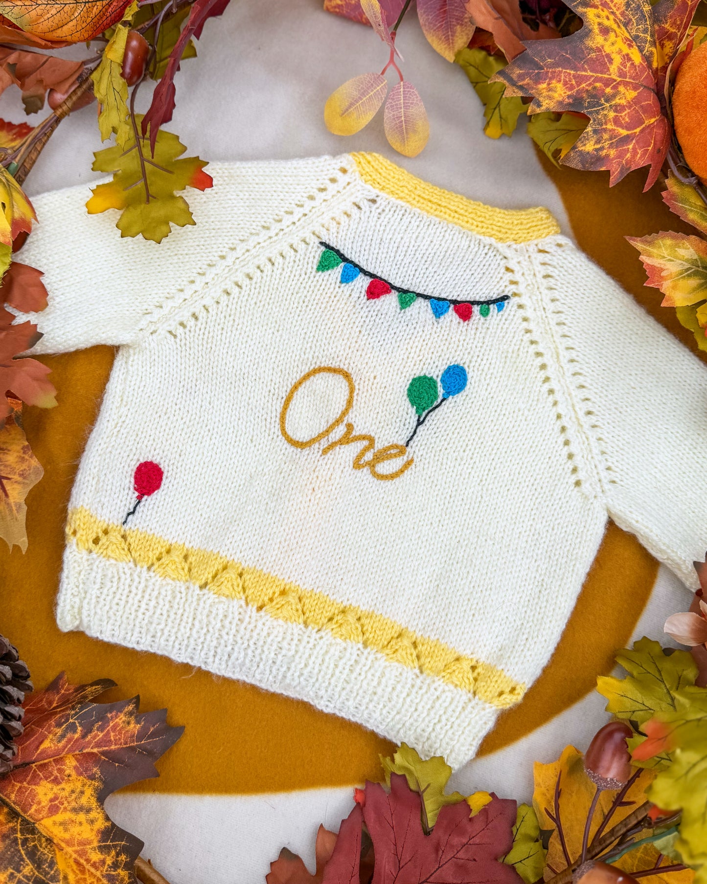 Personalisable birthday cardigan 🎈 | Hand-knitted | 1-5