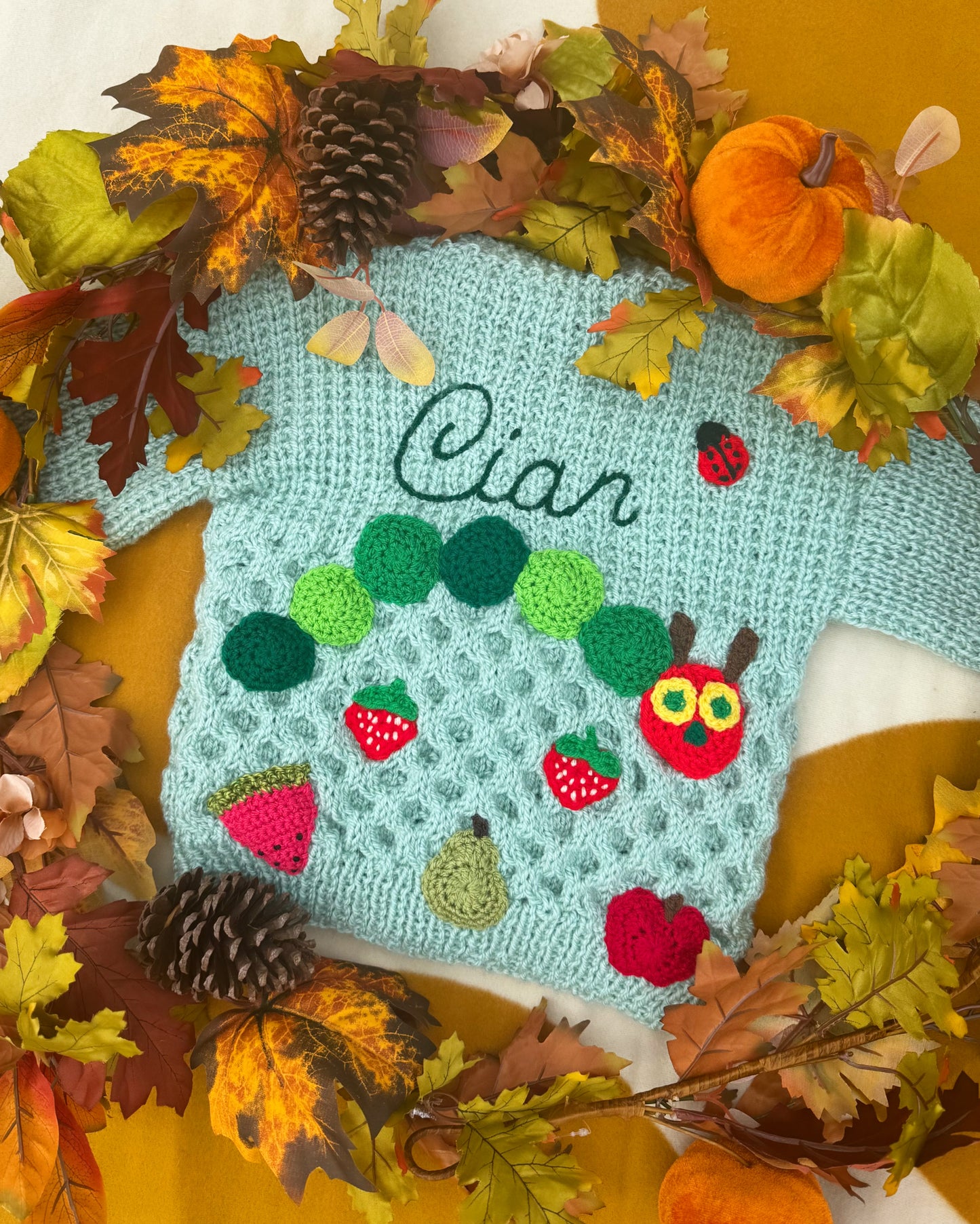 Personalisable caterpillar cardigan 🐛| Hand-knitted | 1-5