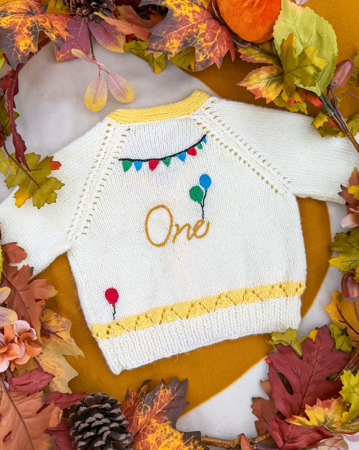 Personalisable birthday cardigan 🎈 | Hand-knitted | 1-5